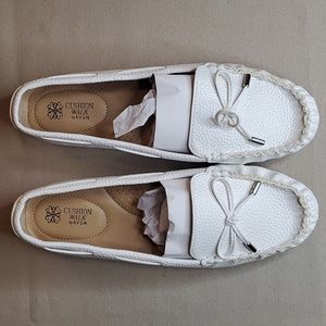 White Bow Tie Loafers - Size 8